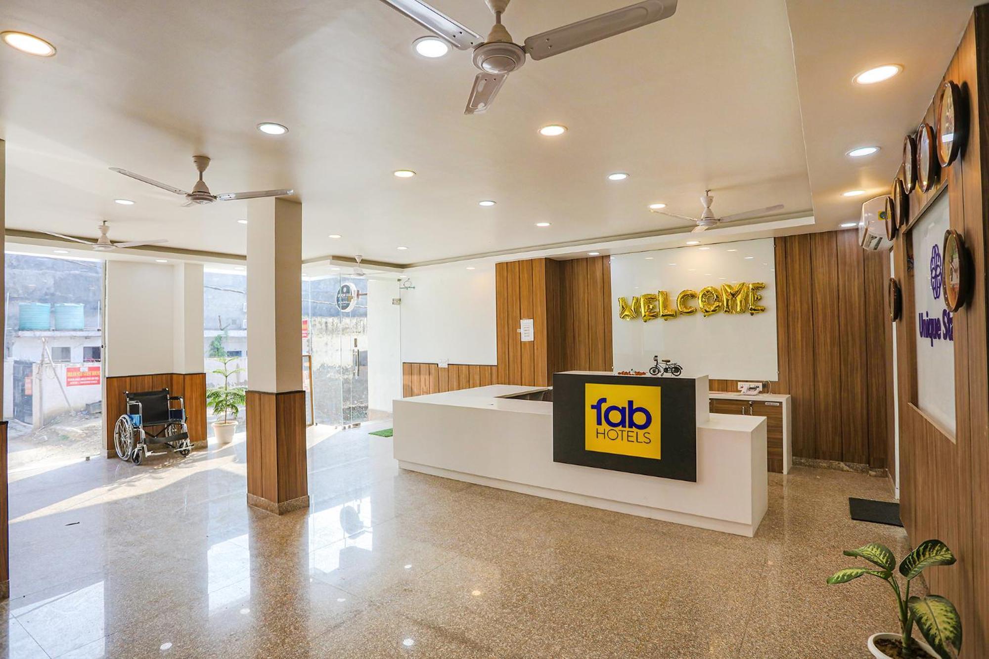 Fabhotel Unique Stay โนอิดา ภายนอก รูปภาพ