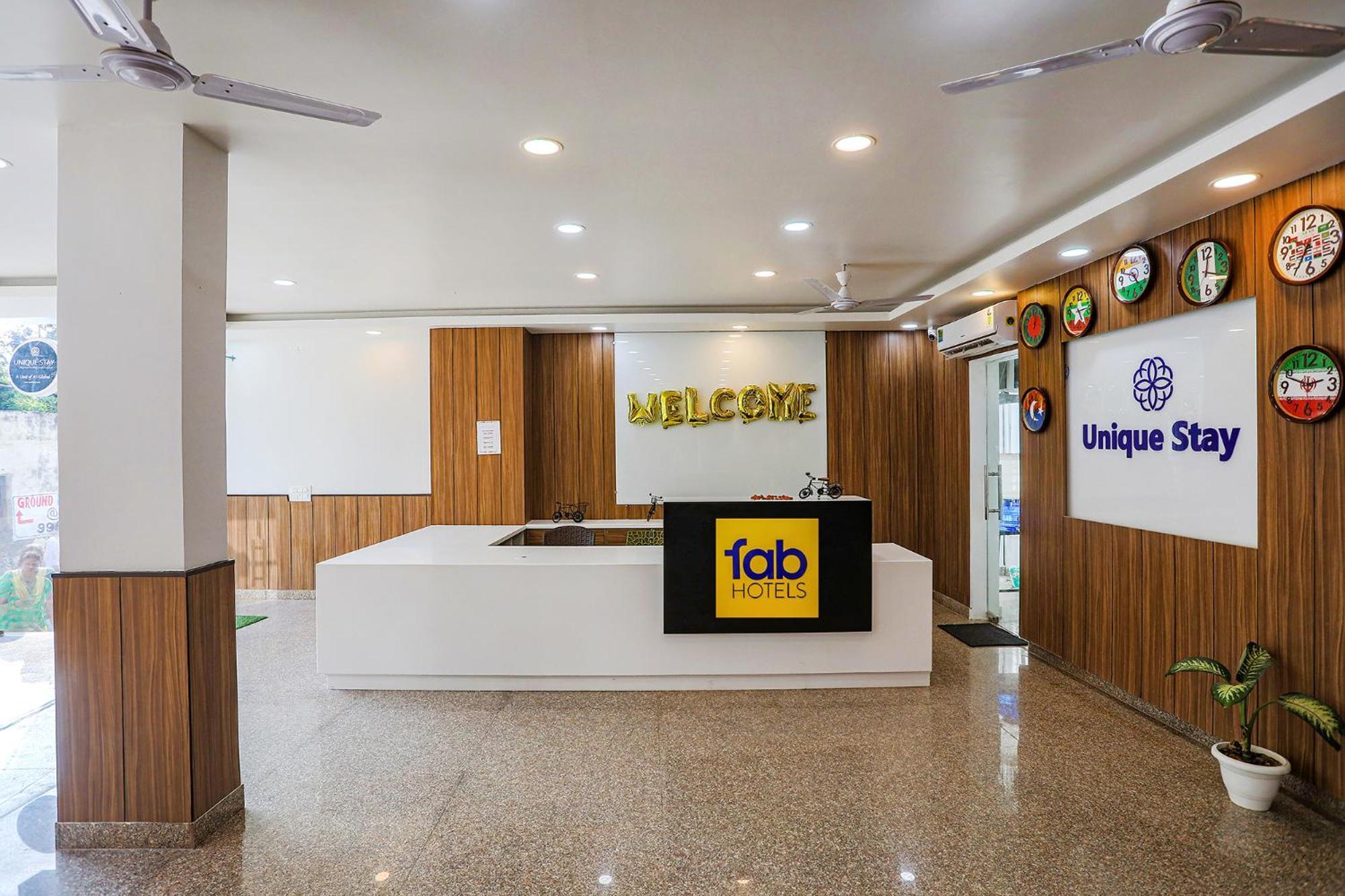 Fabhotel Unique Stay โนอิดา ภายนอก รูปภาพ