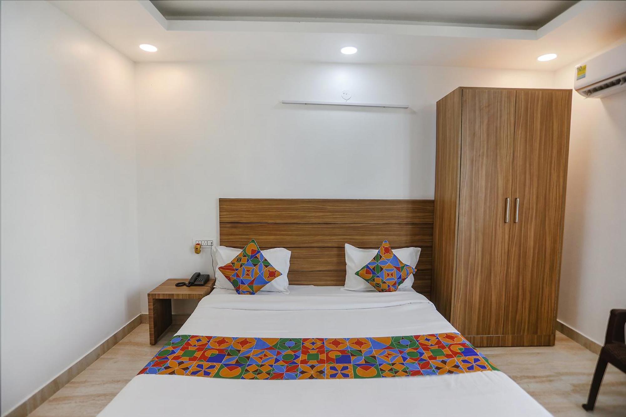 Fabhotel Unique Stay โนอิดา ภายนอก รูปภาพ